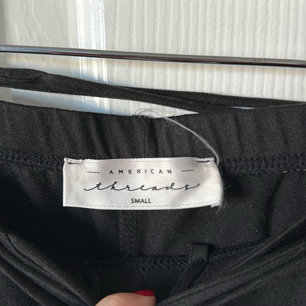 American Threads Pants - Picture 3 of 3